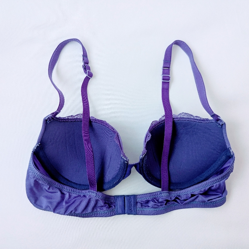 La Senza Purple Push-Up Bra with Decorative Accent - Picture 6 of 7